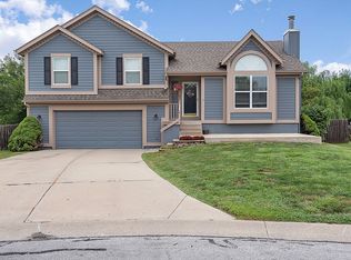 18660 W 159th Ter, Olathe, KS 66062