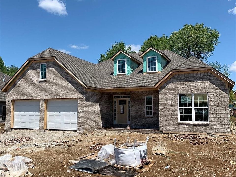 1st image of 3012 Rosewood Dr