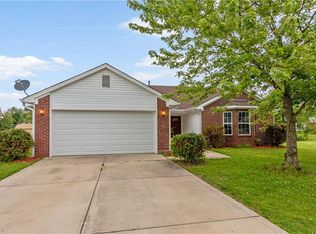 35 Watson Dr, Trafalgar, IN 46181