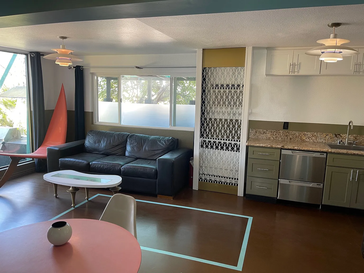 2 bed, 900 sqft, $2,800 — Photo 4