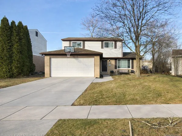 14710 Loretta Pl, Oak Park, MI 48237