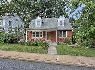 21 S Lincoln Ave, Lebanon, PA 17042