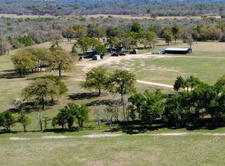 1042 Los Ranchitos Rd, Cameron, TX 76520
