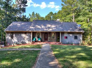 38 Arbutus Trl, Cartersville, GA 30120