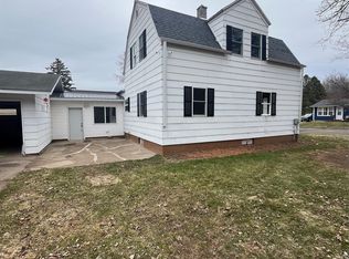 221 Fuller St, Ridgeland, WI 54763