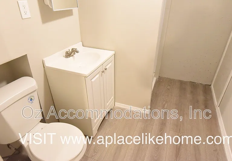 1109 S Appleton Ave — Photo 10