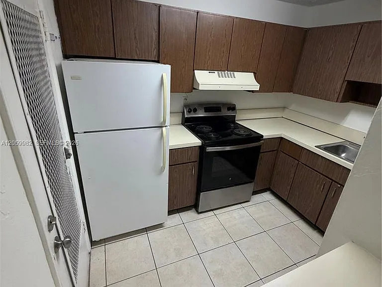 5501 SW 77th Ct #204C — Photo 7