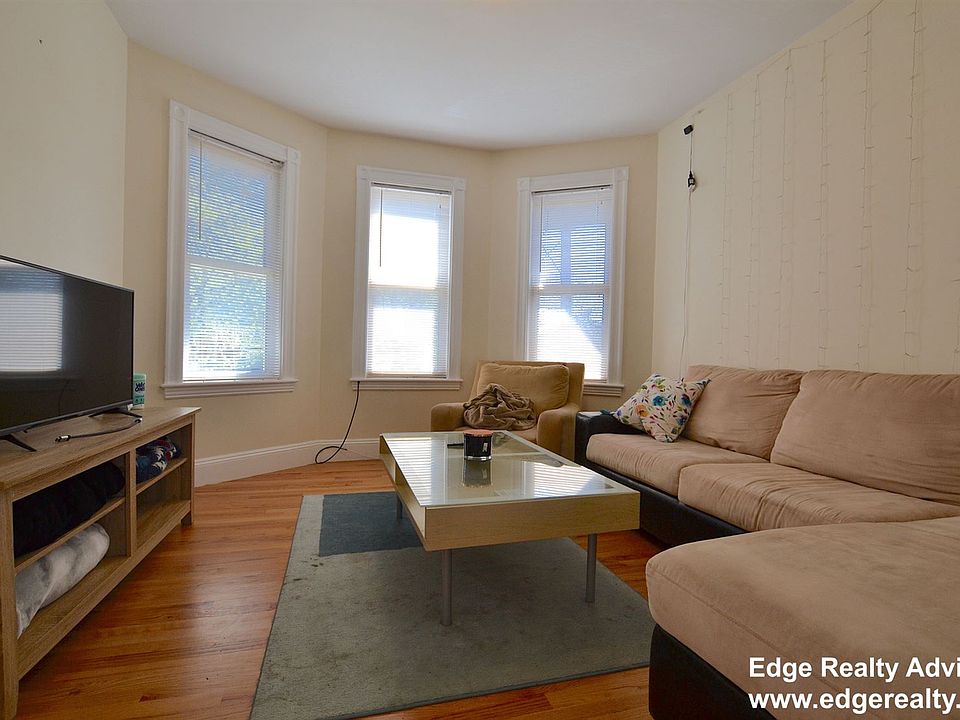 29 Etna St. Boston - Brighton Unit Photo 4