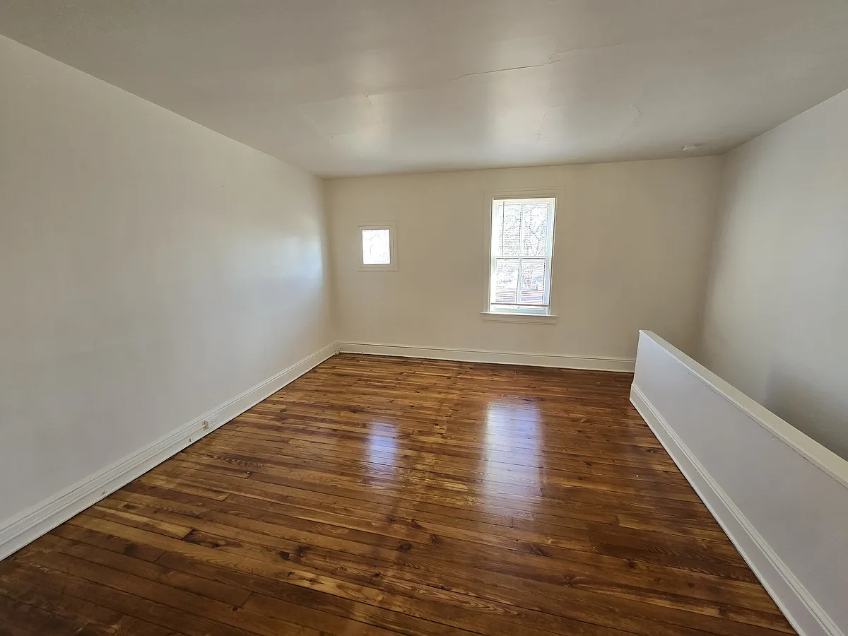 Building Photo - 41 S Dewey St