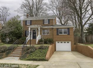 1901 N Illinois St, Arlington, VA 22205