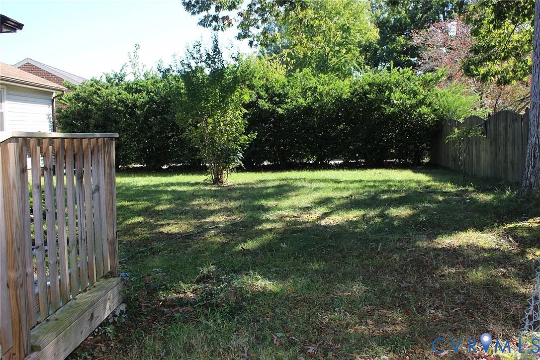 3 bed, 1.5 bath, 1560 sqft, $1,875 — Photo 3