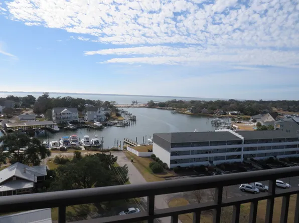 4425 Arendell St, Morehead City, NC 28557