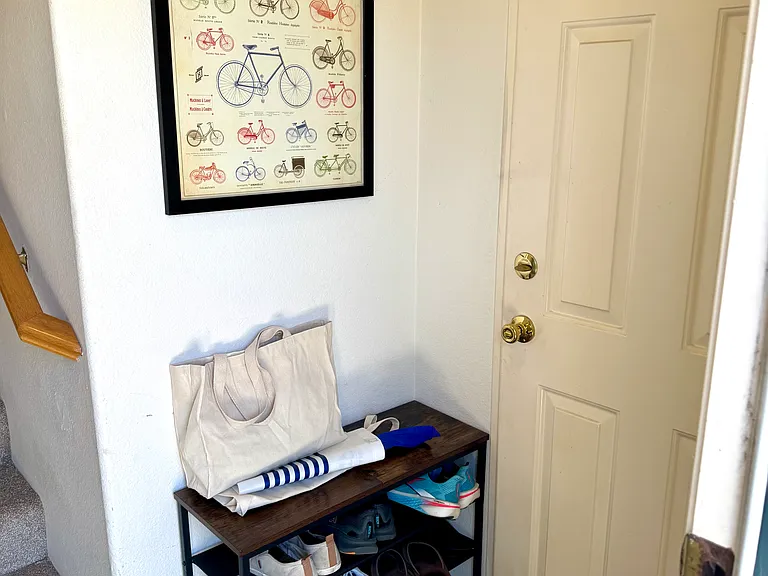 402 Bay Berry Pl — Photo 3