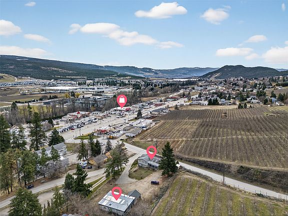 3rd image of 10114 Newene Rd