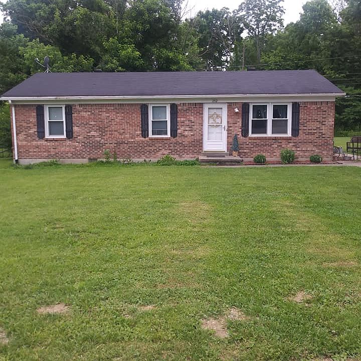 1st image of 252 Cherry Ln