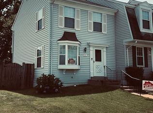 55 Southall Ct, Sterling, VA 20165