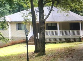 2175 Woodburn Rd, Charlottesville, VA 22901