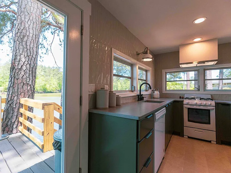 364 Bobby Mattison Rd — Photo 9