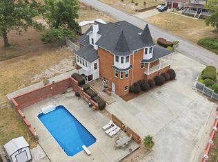 201 Bramblewood Cir, West Columbia, SC 29172
