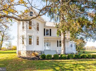 573 Ridge Rd, Shenandoah Junction, WV 25442