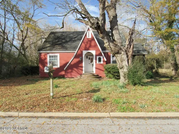 1004 Bryan Avenue, Scotland Neck, NC 27874