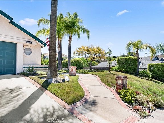 2nd image of 28924 Raintree Ln