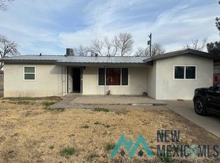 816 Valverde St, Carlsbad, NM 88220