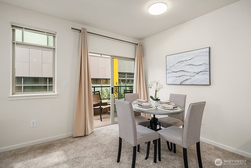 5th image of 1000 Aurora Avenue N #311