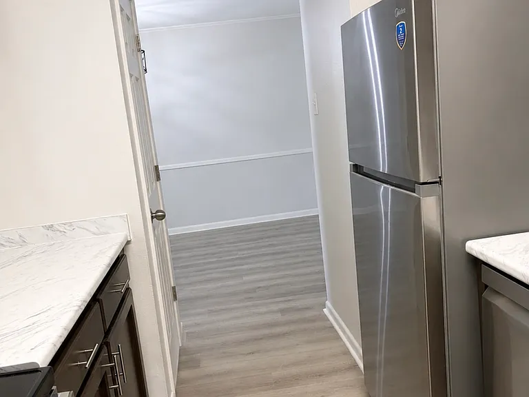133 Westridge Dr #D — Photo 6