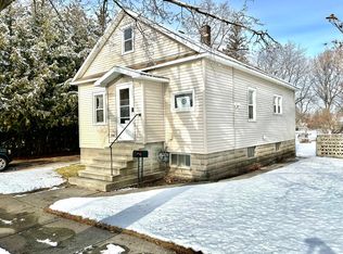 414 Taylor St, Alpena, MI 49707