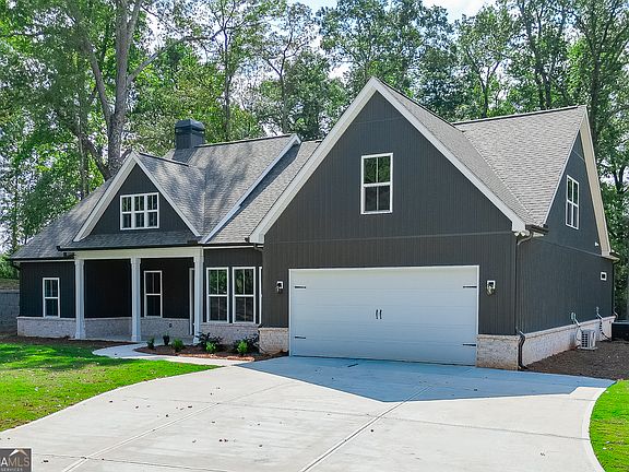 2nd image of 115 Rains Rd