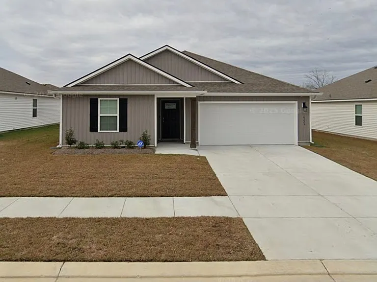 16223 Loussier Dr — Photo 2