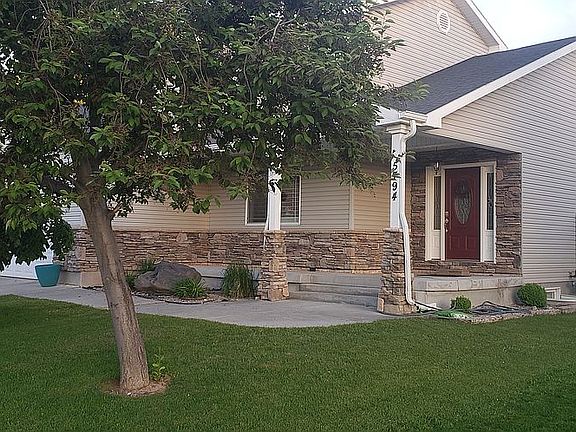 2nd image of 5794 La Quinta Dr