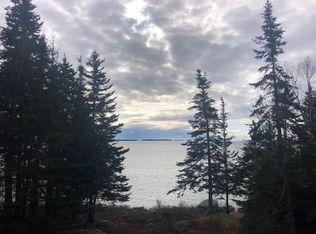 132 Lucia Beach Rd, Owls Head, ME 04854