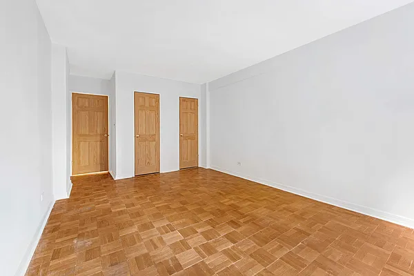 Sold by Compass | media 9