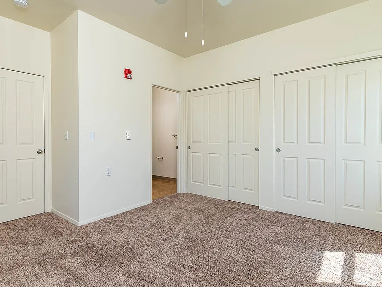 Center Pointe | Bedroom 2