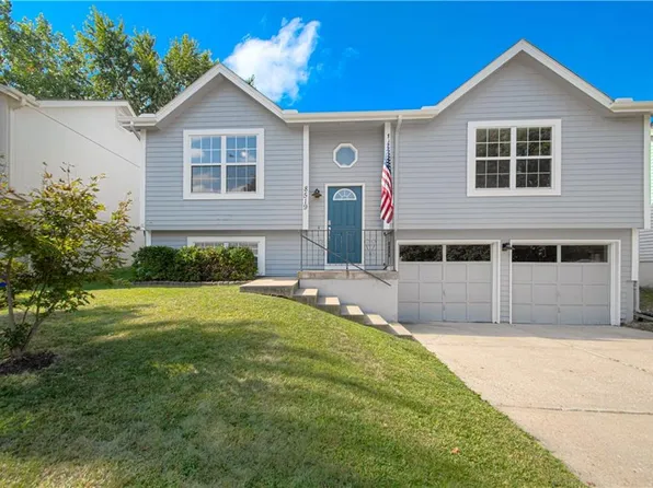 8519 NE 110th Ter, Kansas City, MO 64157