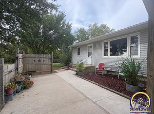 958 Road 85, Olpe, KS 66865