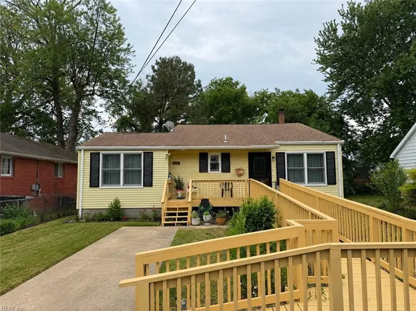 65 W Virginia Ave, Hampton, VA 23663