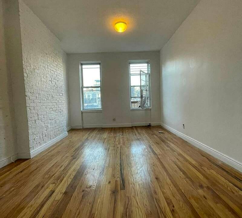 1st image of 218 E 27th St APT 20
