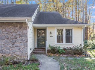1507 Edgeside Ct, Raleigh, NC 27609