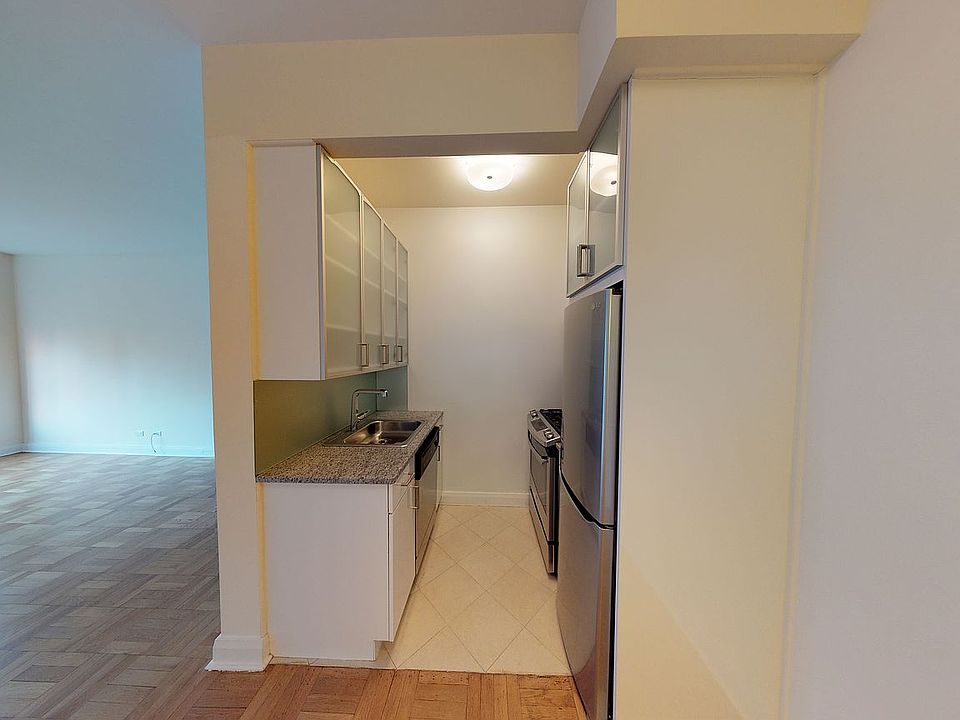 1st image of 30 Park Ave #2IK