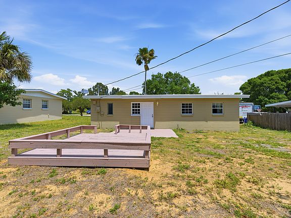 4th image of 553 4th Pl SW