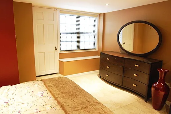 Rented by Eisenberg Exclusives | media 24