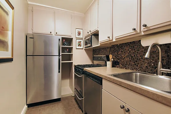 Sold by Corcoran | media 3