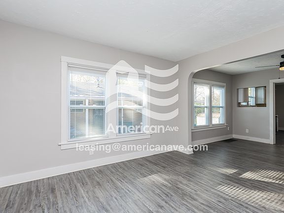 4-Living Room