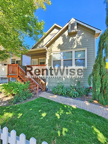 318 W Highland St Photo 1