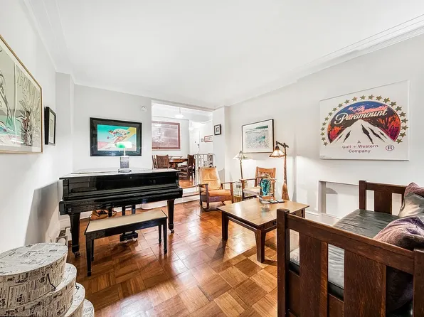 25 Central Park West image 1 of 5