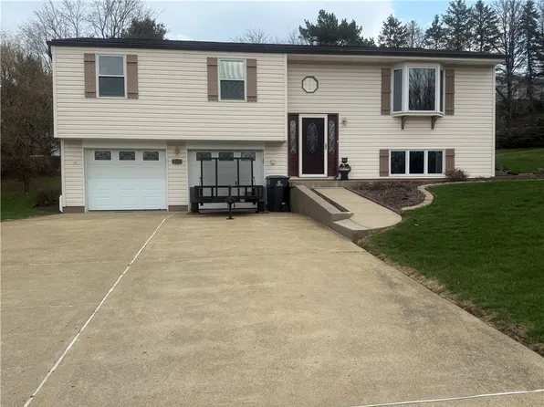 517 Chaparral Dr, Cranberry Township, PA 16066
