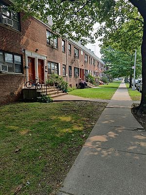 1st image of 773 Avenue Z #B